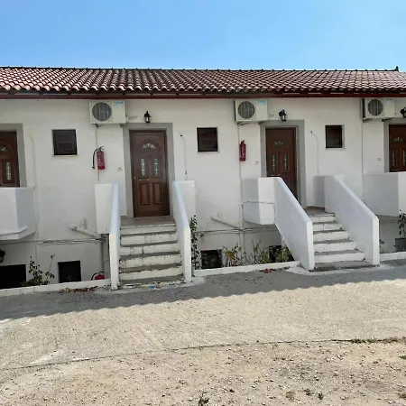 Apartament Yannis *