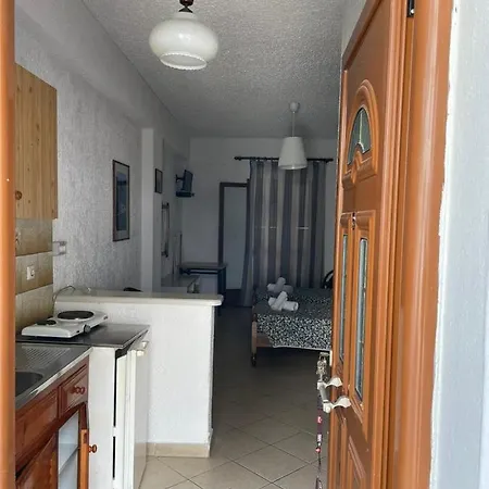 Yannis Apartament Barbati