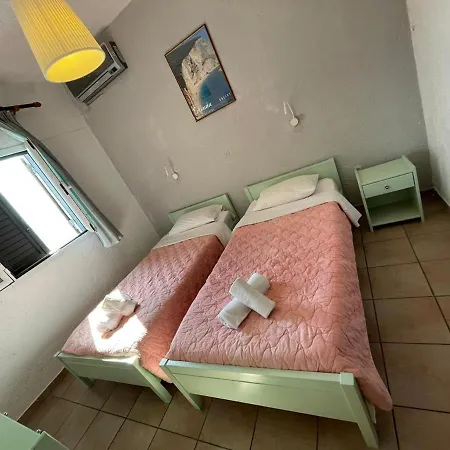 Apartament Yannis *