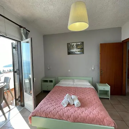 Apartament Yannis Barbati